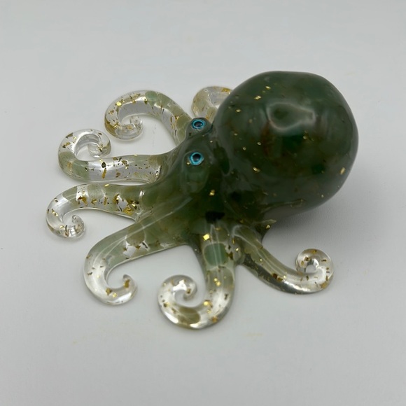 Cute Green Aventurine and Gold Foil Flakes in Resin Octopus Figurine - Picture 2 of 6